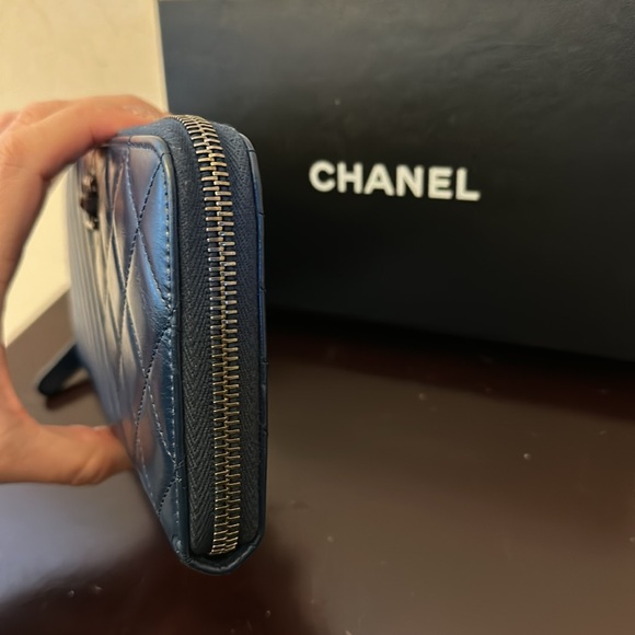 Rare Chanel Blue Le Boy Zip Crossbody Purse Wallet WOC 7.5x4x1 inches! EUC!!! - Picture 5 of 10